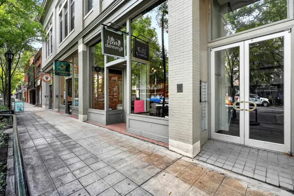 102 N Main ST, Greenville, SC 29601
