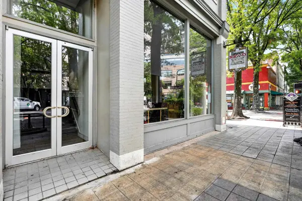 102 N Main ST, Greenville, SC 29601