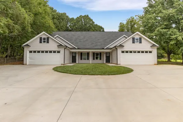 141 Sandifer RD, Spartanburg, SC 29303