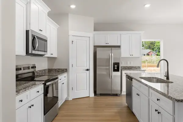 1237 Crested Iris ST, Moore, SC 29369