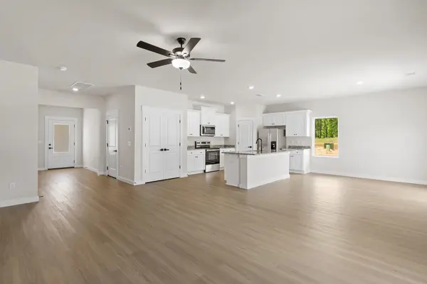 1237 Crested Iris ST, Moore, SC 29369