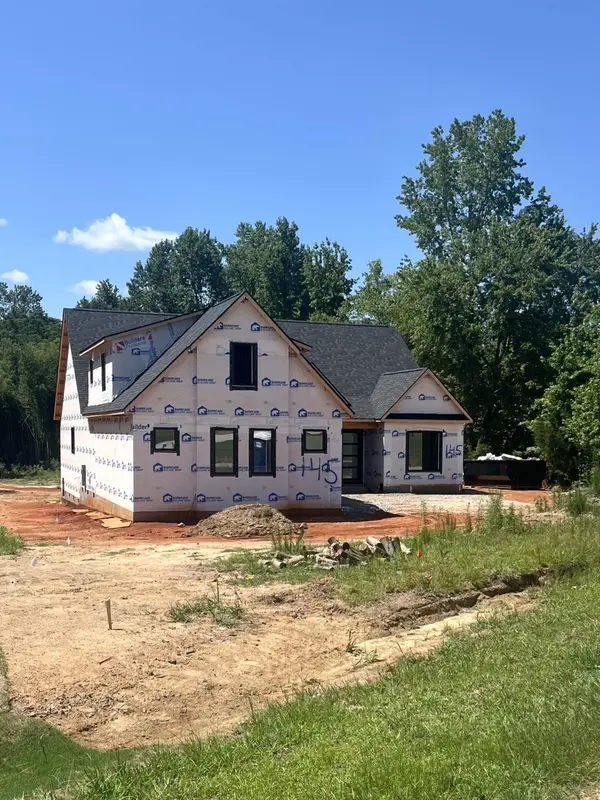 145 Babb RD, Campobello, SC 29322