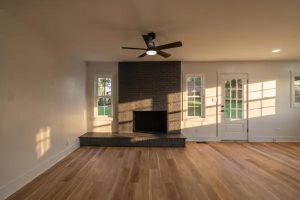 215 Bondale DR, Spartanburg, SC 29303