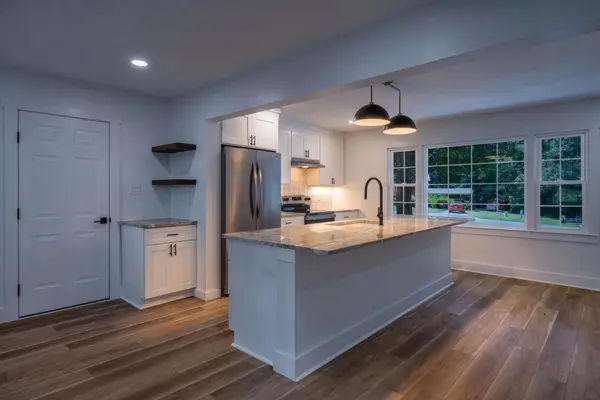 215 Bondale DR, Spartanburg, SC 29303