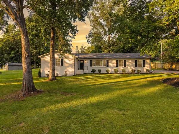 215 Bondale DR, Spartanburg, SC 29303