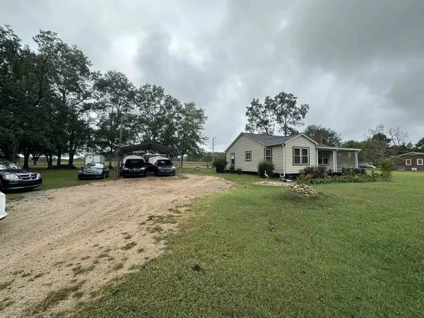 1470 ROCKY RIDGE RD, Enoree, SC 29335-2523