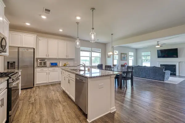 156 Silver Hill LN, Greenville, SC 29607