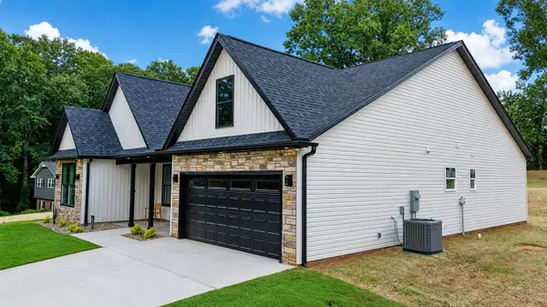 333 Peach Valley DR, Spartanburg, SC 29303