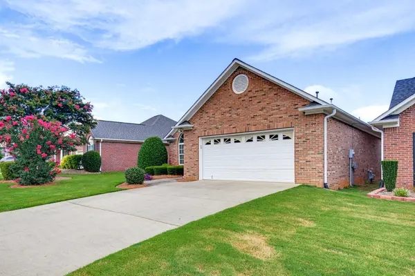 69 Arbours West LN, Moore, SC 29369