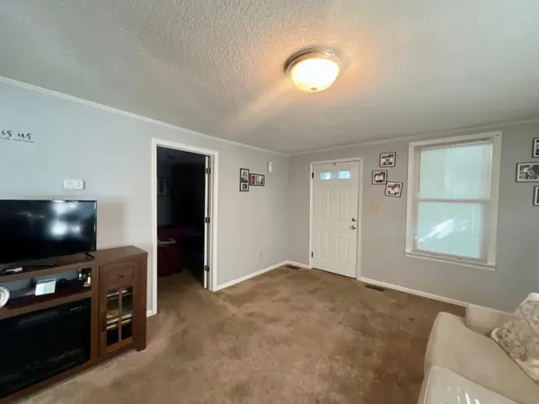 251 Old Petrie RD, Spartanburg, SC 29302-6322