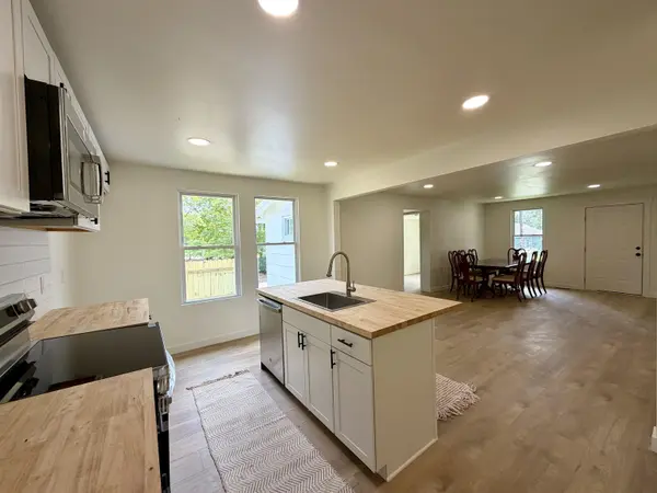 192 Bomar AVE, Spartanburg, SC 29306