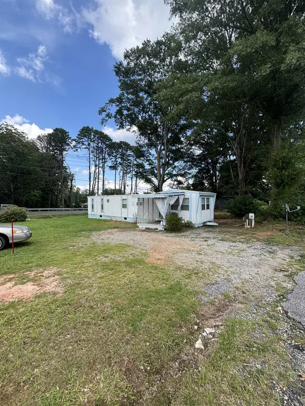 12991 Asheville HWY, Inman, SC 29349-7900