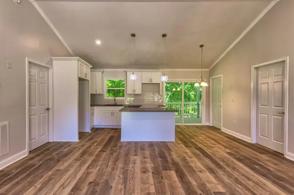 106 Bell St, Blacksburg, SC 29702