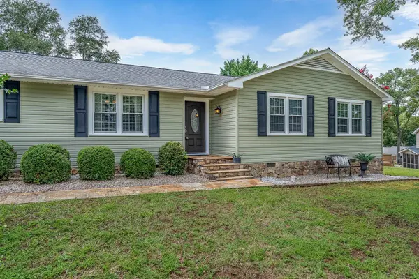 104 Menlo DR, Simpsonville, SC 29680