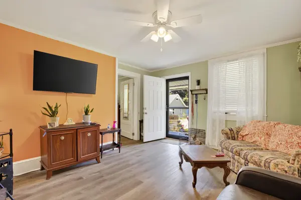 412 Connecticut AVE, Greer, SC 29650