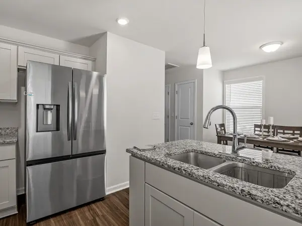 646 Blossom RUN, Spartanburg, SC 29307