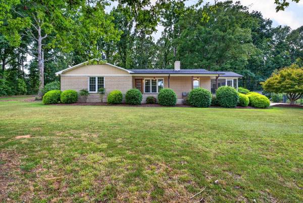 149 Cook RD, Roebuck, SC 29376