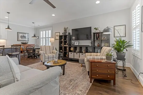 27 Center ST, Travelers Rest, SC 29690