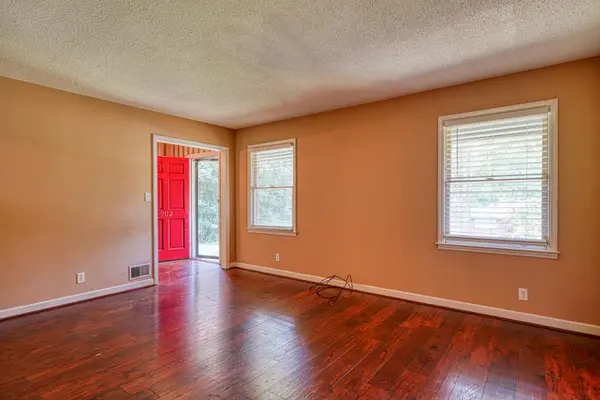 902 Vannessa DR, Boiling Springs, SC 29316-6130