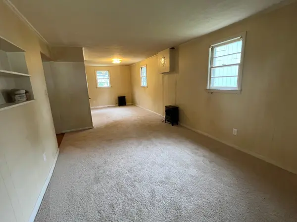 624 Old Whitney RD, Spartanburg, SC 29303