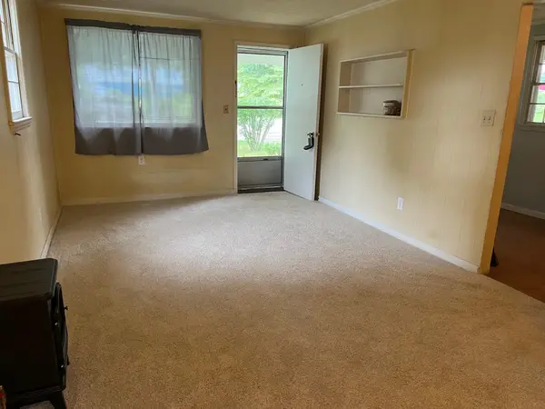 624 Old Whitney RD, Spartanburg, SC 29303