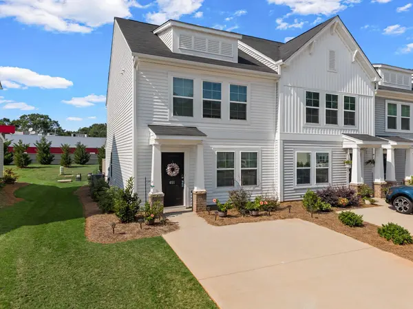 651 Blossom Run DR, Spartanburg, SC 29307