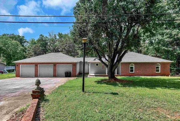 118 Old Saluda Dam RD, Greenville, SC 29611-3054