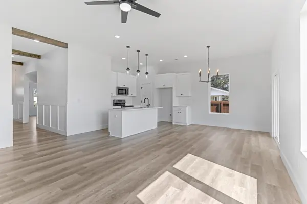 2019 Meadow Glen CT, Chesnee, SC 29323
