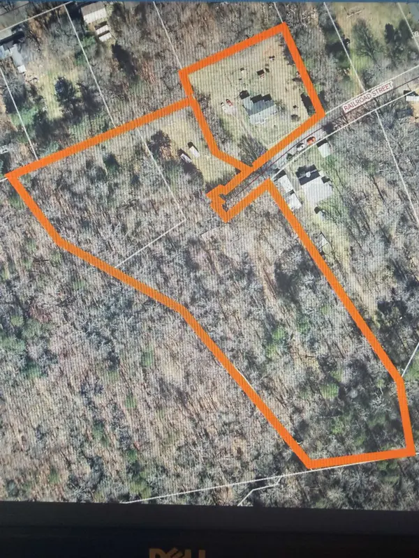 212/219 Railroad ST, Mooresboro, NC 28114