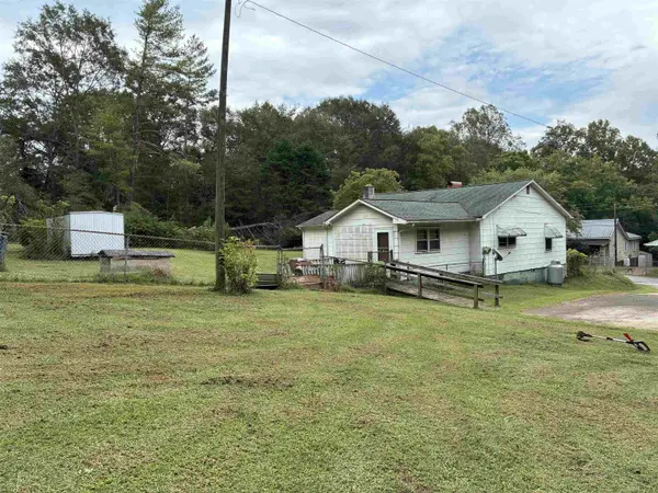 206 Railroad ST, Mooresboro, NC 28114