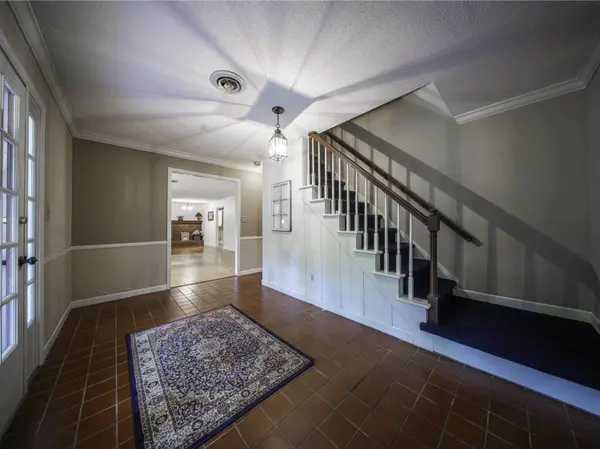 225 Walnut Hill LN, Spartanburg, SC 29302-5103