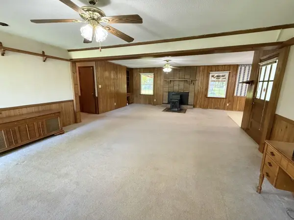 631 Riveroak CIR, Inman, SC 29349