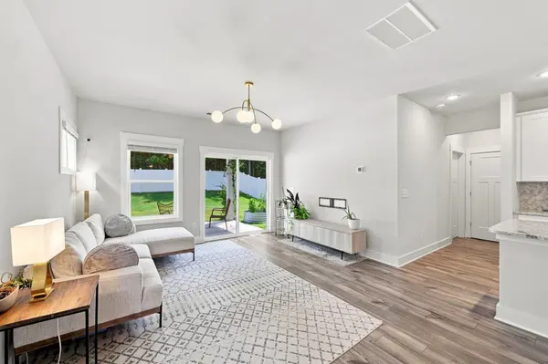 208 Lanyard DR, Greenville, SC 29607