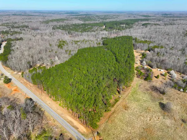 1 Bolt RD, Gray Court, SC 29645