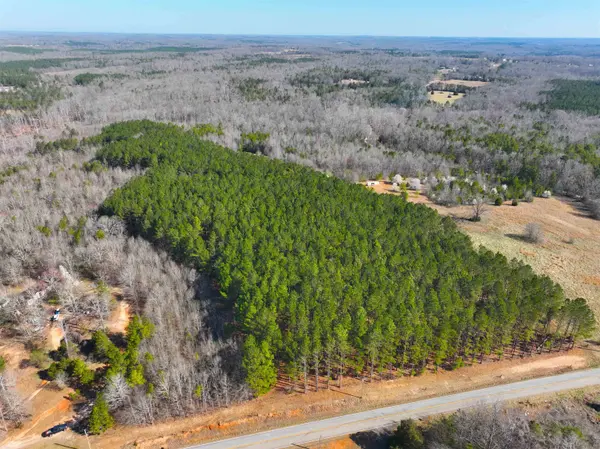 1 Bolt RD, Gray Court, SC 29645