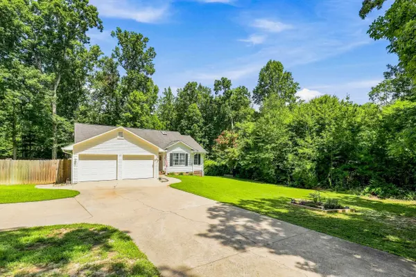 545 E Brookwood DR, Landrum, SC 29356