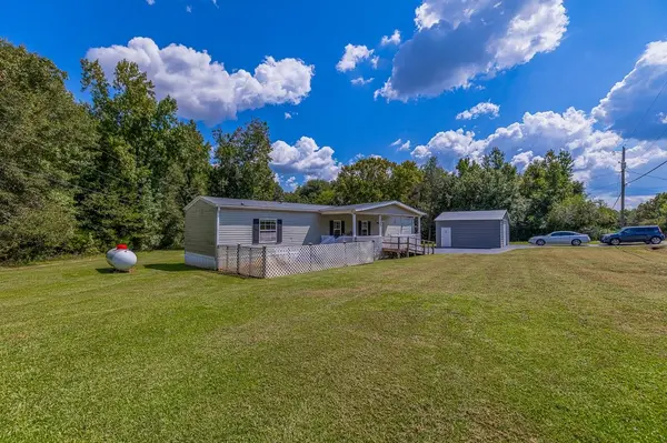 438 Lockhart LN, Gaffney, SC 29341