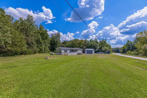 438 Lockhart LN, Gaffney, SC 29341