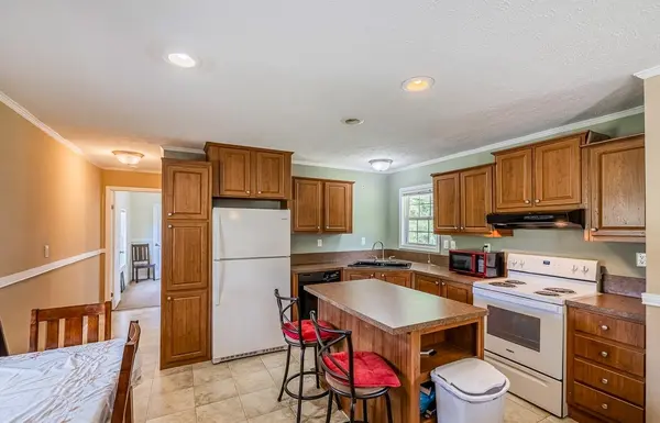438 Lockhart LN, Gaffney, SC 29341