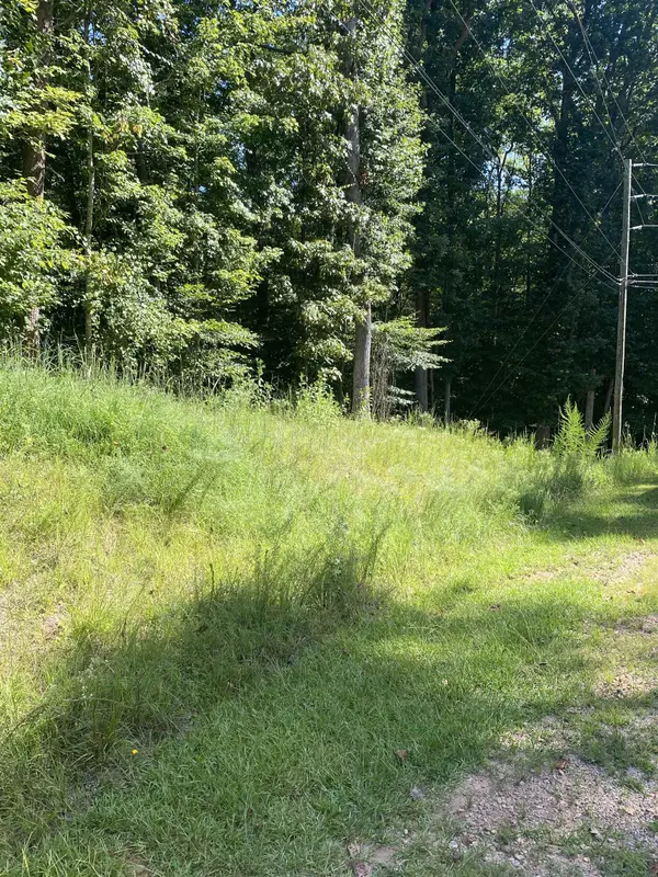 2296/2297 Laurel DR, Westminster, SC 29693