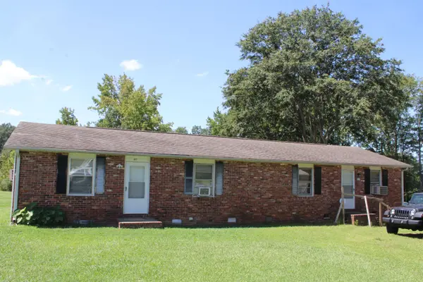 621 Freddie DR, Spartanburg, SC 29303