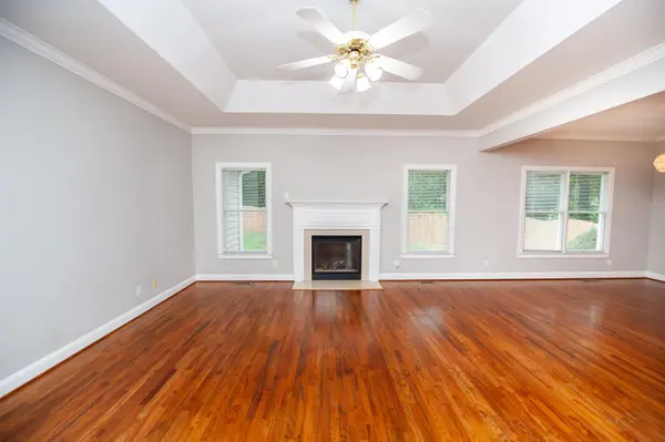 11 Churchfield CT, Greer, SC 29651