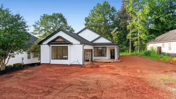 210 Riverrun DR, Spartanburg, SC 29303