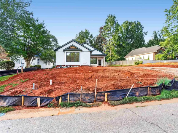 210 Riverrun DR, Spartanburg, SC 29303