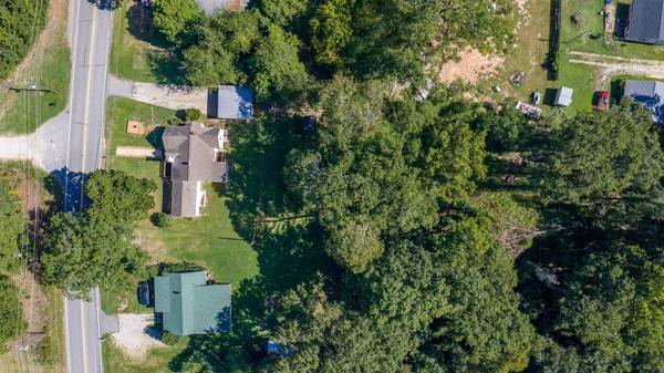 909 W Georgia RD, Woodruff, SC 29388