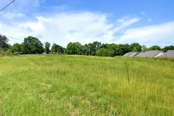 1 Miller RD, Mauldin, SC 29607