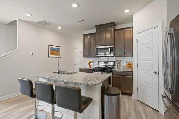 615 Reese LN, Greenville, SC 29617