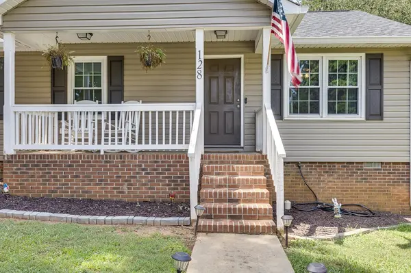 128 Keltner CIR, Spartanburg, SC 29302