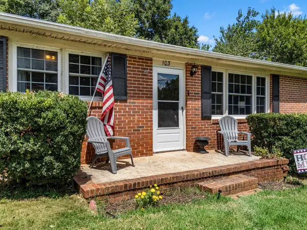 103 Sharon DR, Greenville, SC 29617