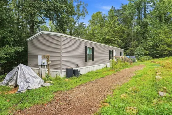 110 Hideaway DR, Sunset, SC 29685